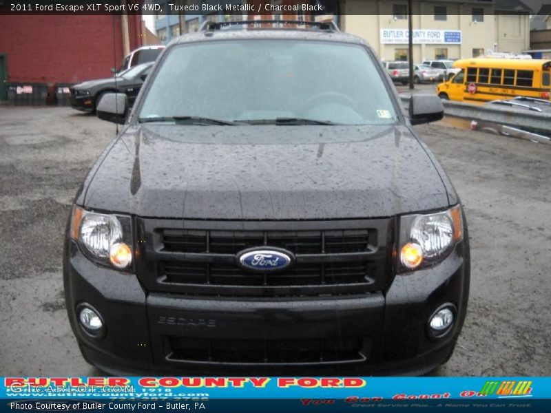 Tuxedo Black Metallic / Charcoal Black 2011 Ford Escape XLT Sport V6 4WD