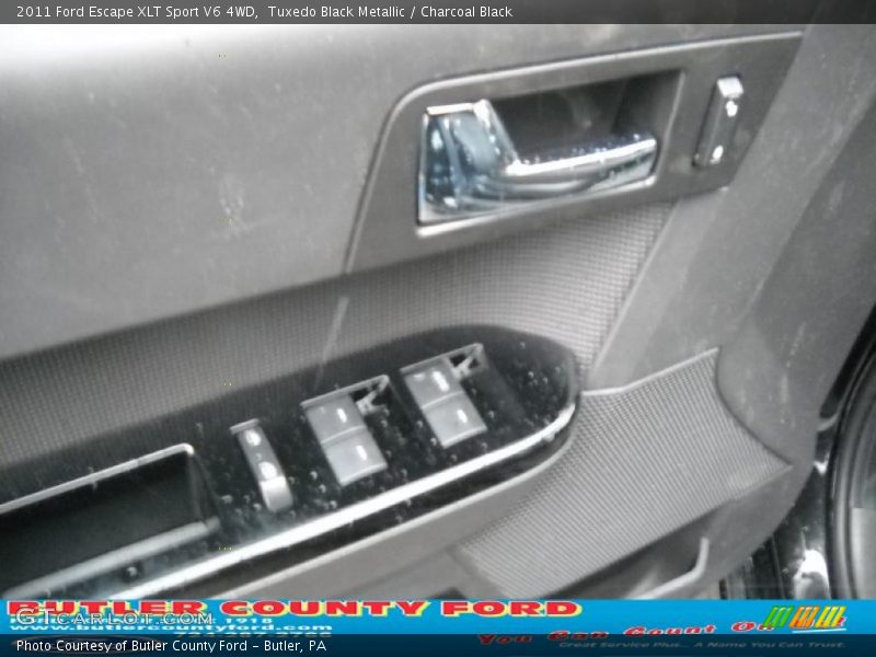Tuxedo Black Metallic / Charcoal Black 2011 Ford Escape XLT Sport V6 4WD