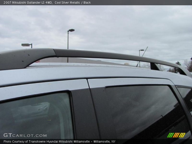 Cool Silver Metallic / Black 2007 Mitsubishi Outlander LS 4WD