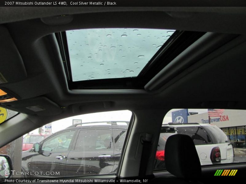 Cool Silver Metallic / Black 2007 Mitsubishi Outlander LS 4WD