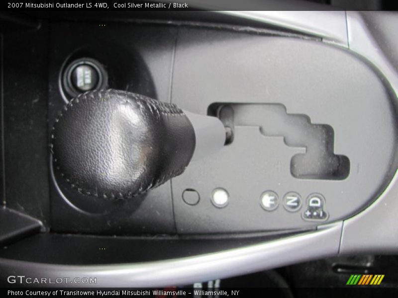Cool Silver Metallic / Black 2007 Mitsubishi Outlander LS 4WD