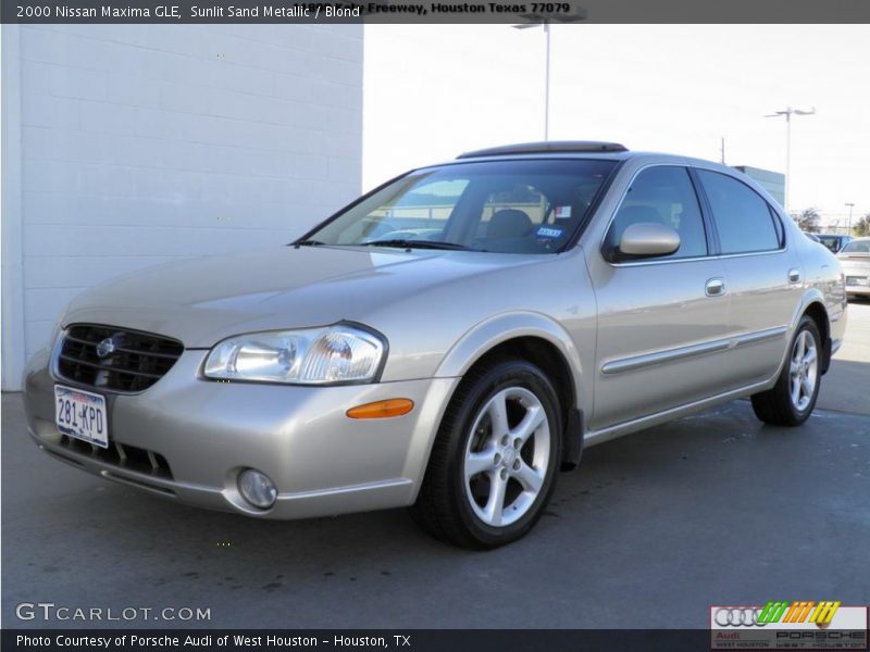 Sunlit Sand Metallic / Blond 2000 Nissan Maxima GLE