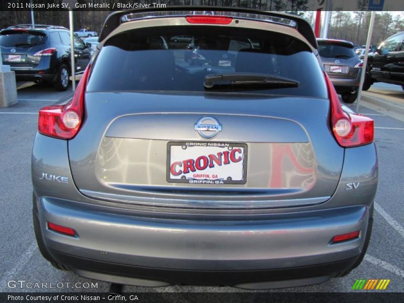 Gun Metallic / Black/Silver Trim 2011 Nissan Juke SV