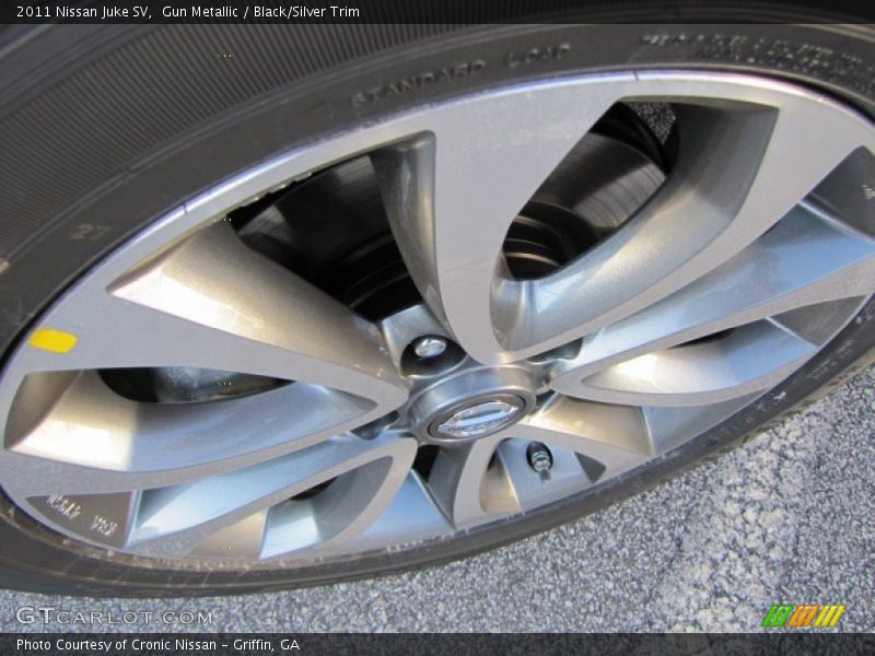Gun Metallic / Black/Silver Trim 2011 Nissan Juke SV