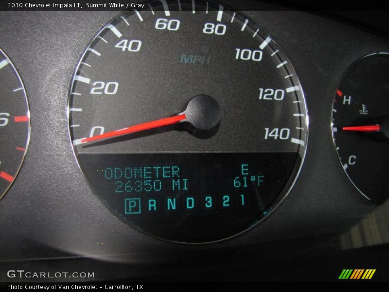 Summit White / Gray 2010 Chevrolet Impala LT