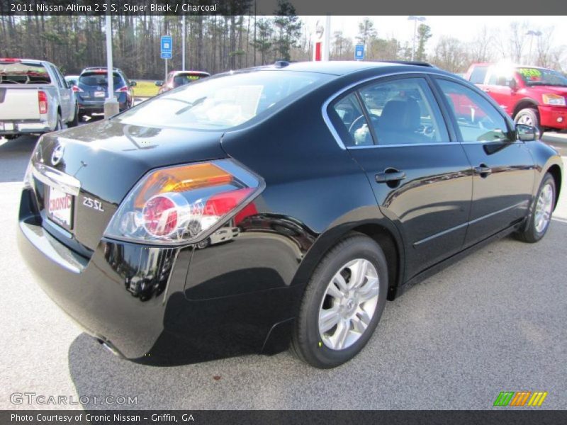 Super Black / Charcoal 2011 Nissan Altima 2.5 S