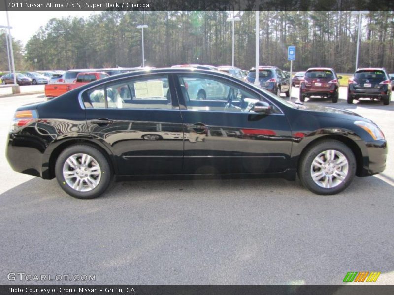 Super Black / Charcoal 2011 Nissan Altima 2.5 S