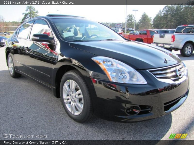 Super Black / Charcoal 2011 Nissan Altima 2.5 S