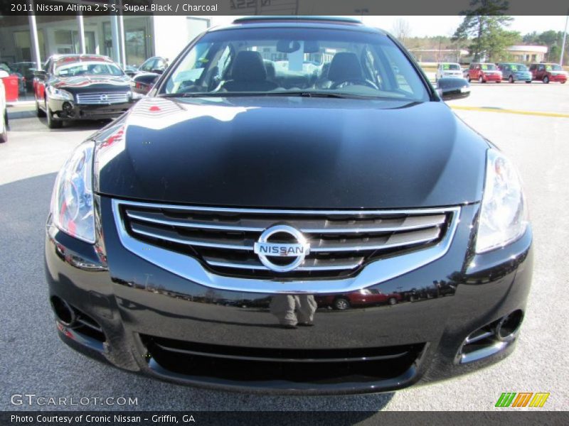 Super Black / Charcoal 2011 Nissan Altima 2.5 S