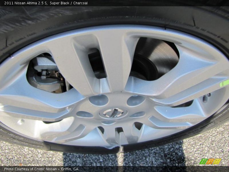 Super Black / Charcoal 2011 Nissan Altima 2.5 S