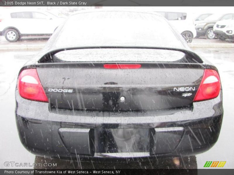 Black / Dark Slate Gray 2005 Dodge Neon SXT