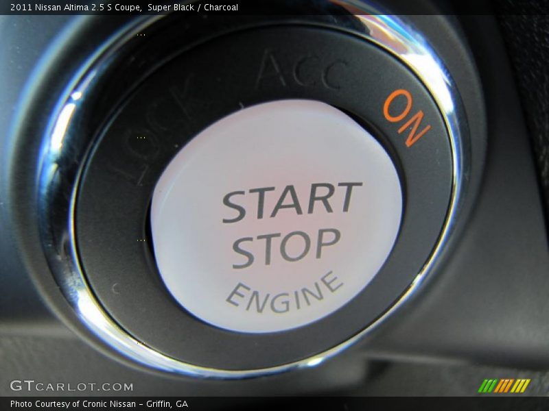 Controls of 2011 Altima 2.5 S Coupe
