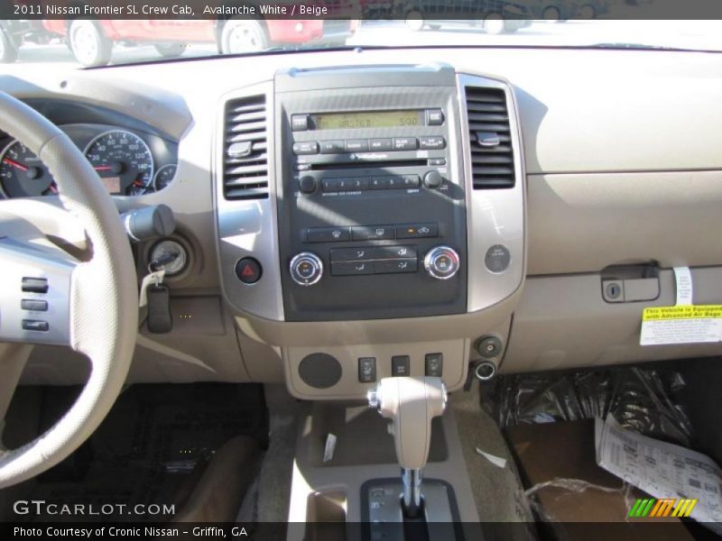 Navigation of 2011 Frontier SL Crew Cab