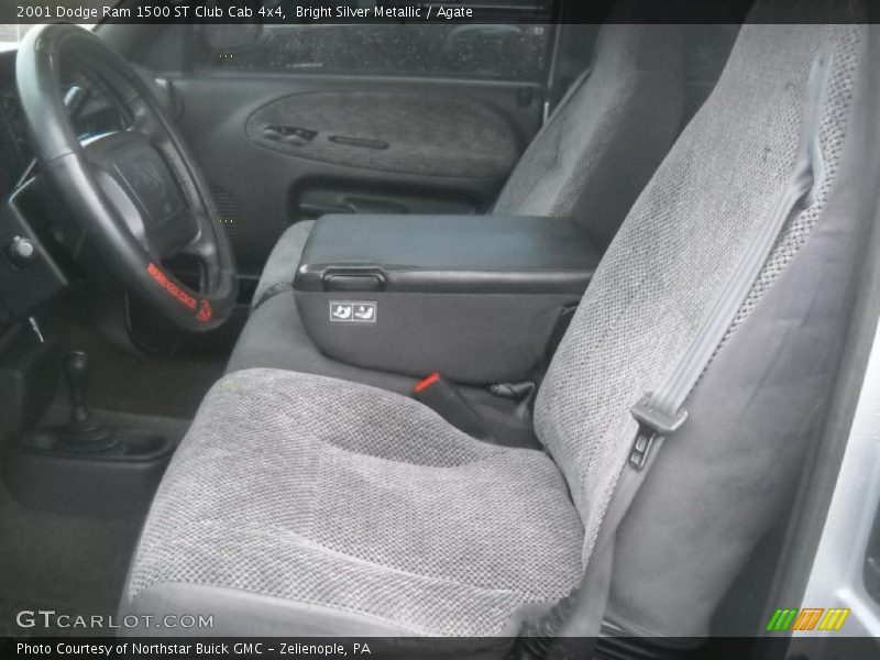 Bright Silver Metallic / Agate 2001 Dodge Ram 1500 ST Club Cab 4x4