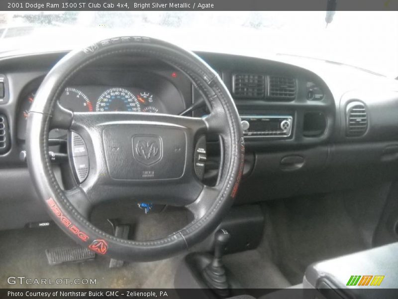 Bright Silver Metallic / Agate 2001 Dodge Ram 1500 ST Club Cab 4x4