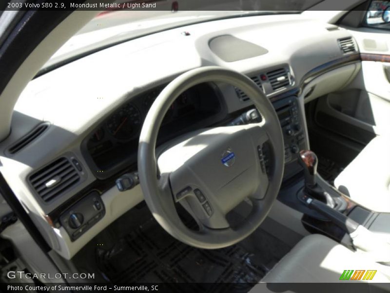 Moondust Metallic / Light Sand 2003 Volvo S80 2.9