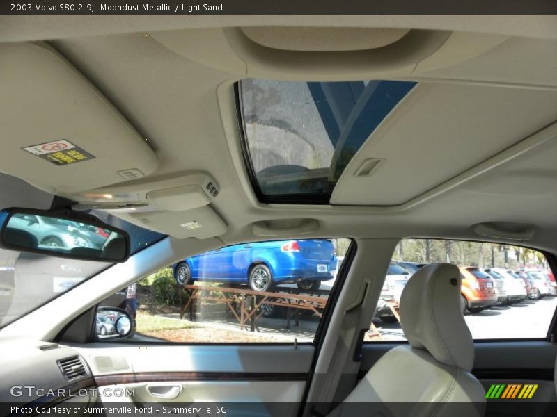 Moondust Metallic / Light Sand 2003 Volvo S80 2.9