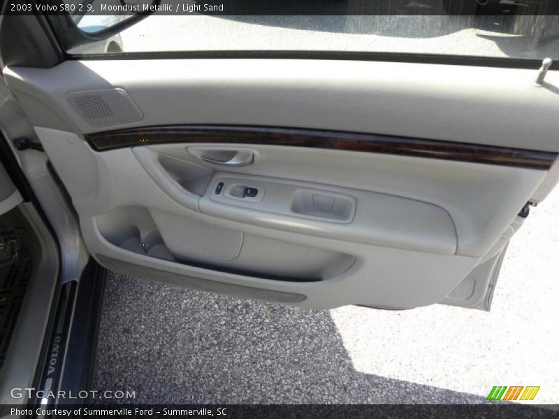 Moondust Metallic / Light Sand 2003 Volvo S80 2.9
