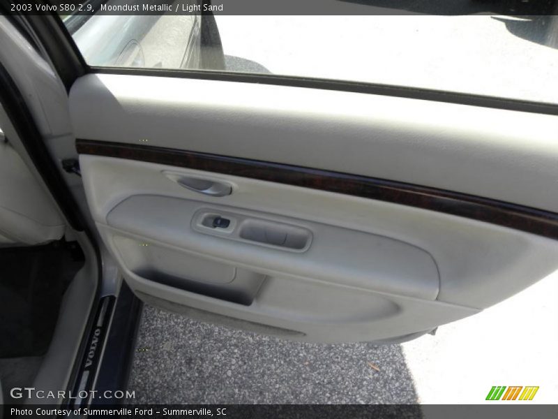 Moondust Metallic / Light Sand 2003 Volvo S80 2.9