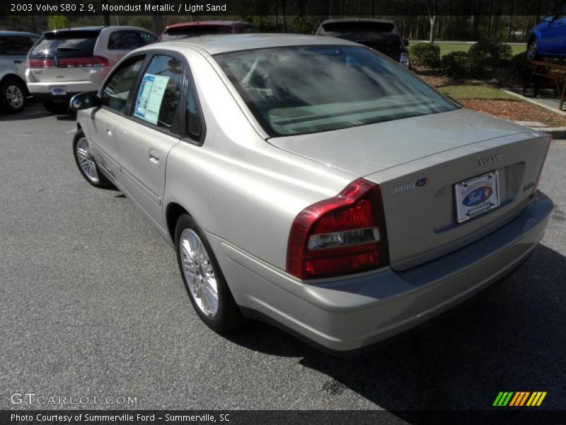 Moondust Metallic / Light Sand 2003 Volvo S80 2.9