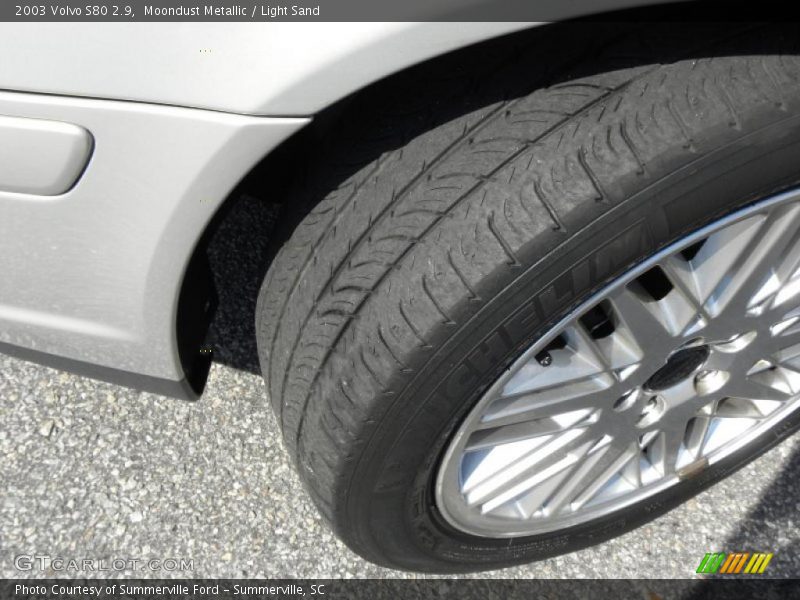 Moondust Metallic / Light Sand 2003 Volvo S80 2.9