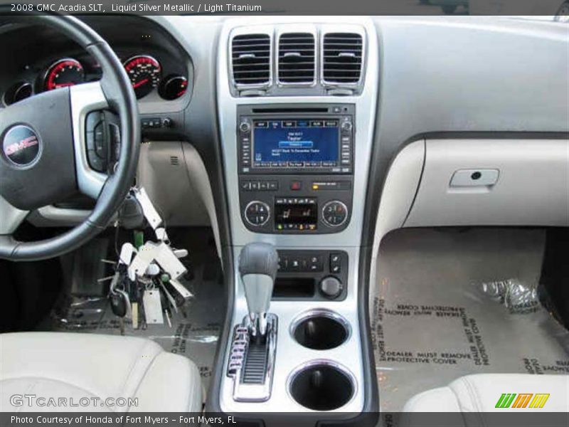 Liquid Silver Metallic / Light Titanium 2008 GMC Acadia SLT
