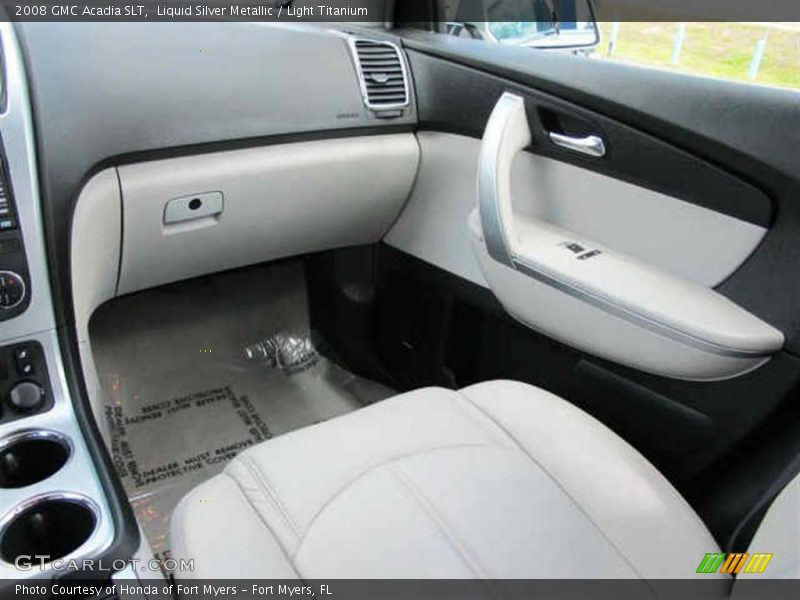 Liquid Silver Metallic / Light Titanium 2008 GMC Acadia SLT