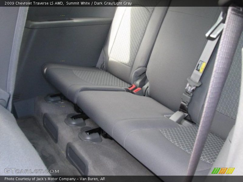 Summit White / Dark Gray/Light Gray 2009 Chevrolet Traverse LS AWD