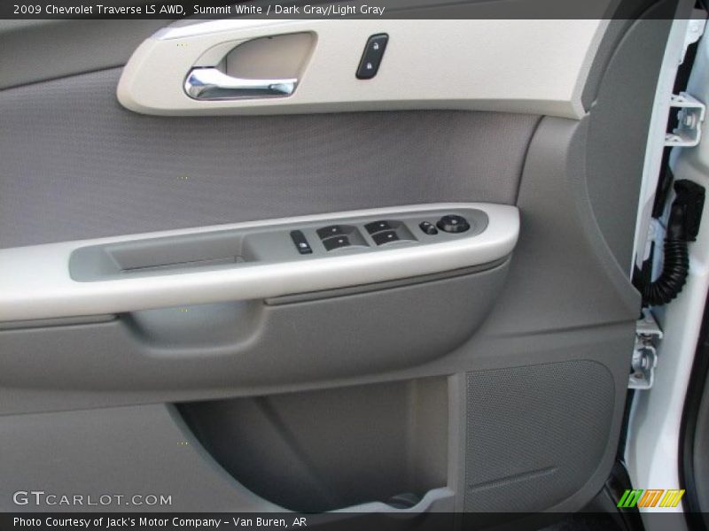 Summit White / Dark Gray/Light Gray 2009 Chevrolet Traverse LS AWD