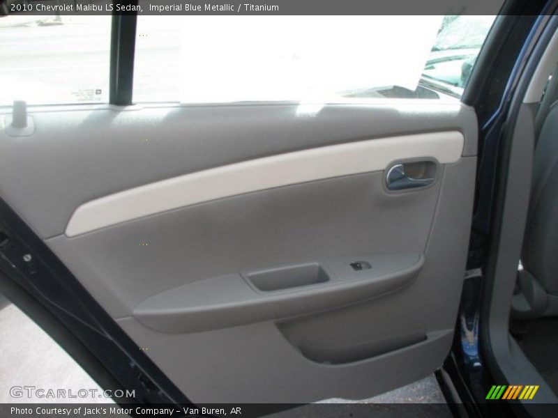 Door Panel of 2010 Malibu LS Sedan