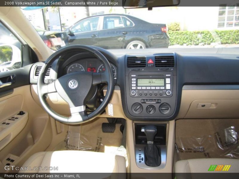 Campanella White / Pure Beige 2008 Volkswagen Jetta SE Sedan