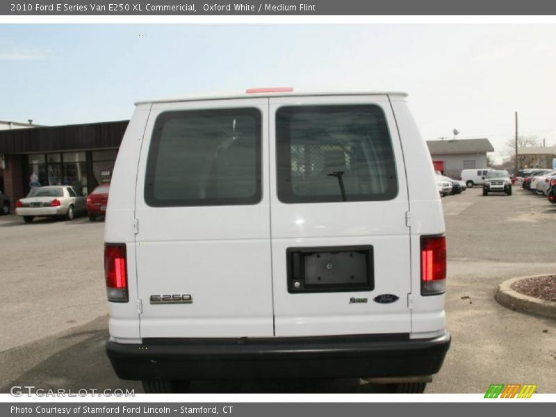 Oxford White / Medium Flint 2010 Ford E Series Van E250 XL Commericial