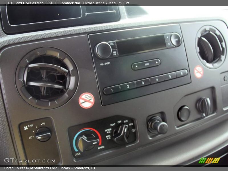 Oxford White / Medium Flint 2010 Ford E Series Van E250 XL Commericial
