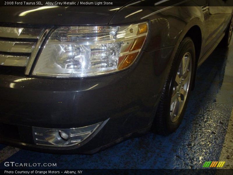 Alloy Grey Metallic / Medium Light Stone 2008 Ford Taurus SEL