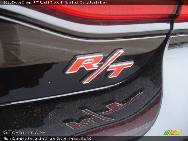 2011 Charger R/T Road & Track Logo