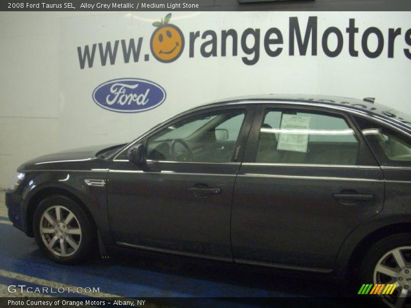 Alloy Grey Metallic / Medium Light Stone 2008 Ford Taurus SEL