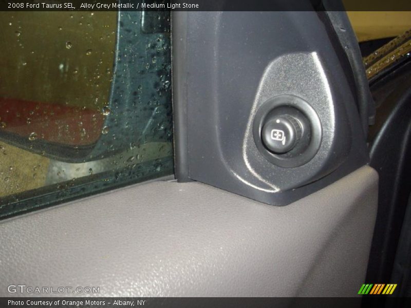 Alloy Grey Metallic / Medium Light Stone 2008 Ford Taurus SEL