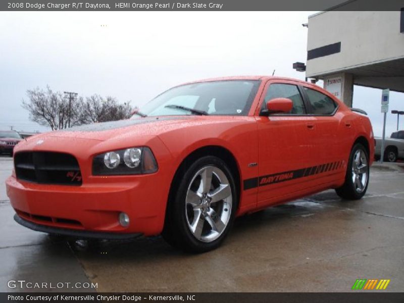 Front 3/4 View of 2008 Charger R/T Daytona