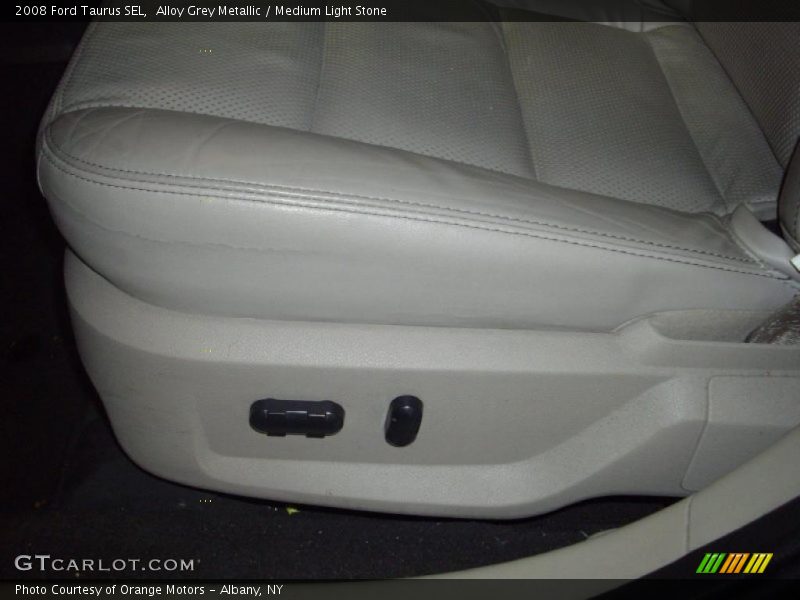 Alloy Grey Metallic / Medium Light Stone 2008 Ford Taurus SEL
