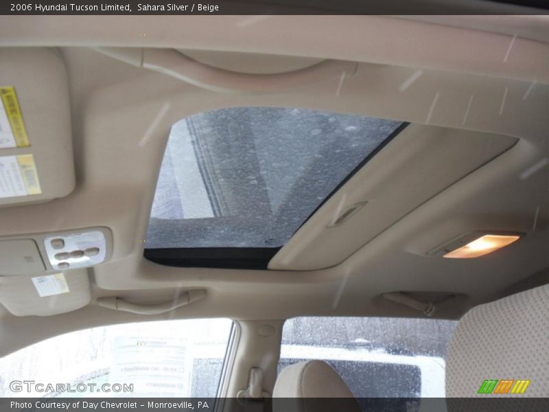Sahara Silver / Beige 2006 Hyundai Tucson Limited