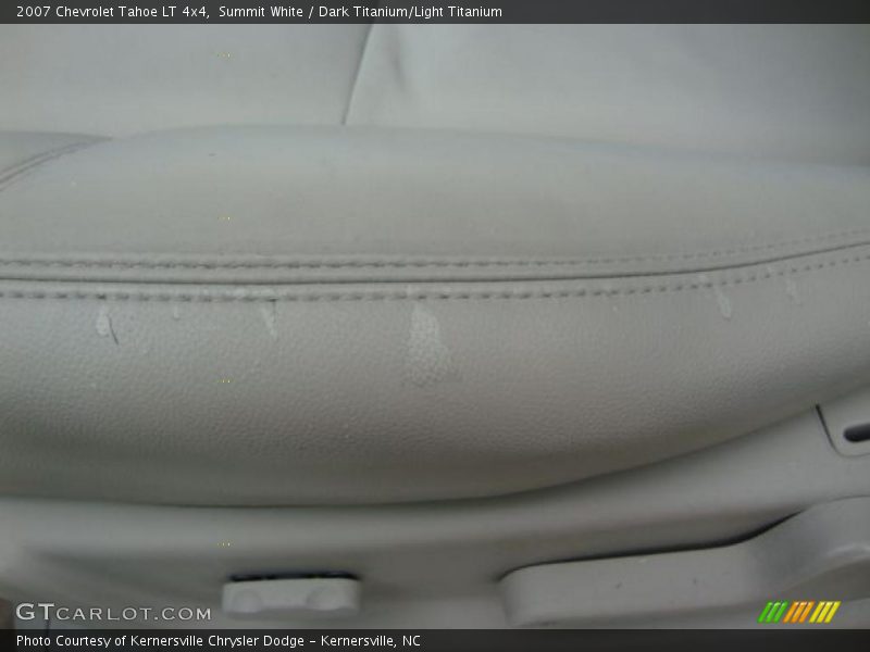 Summit White / Dark Titanium/Light Titanium 2007 Chevrolet Tahoe LT 4x4