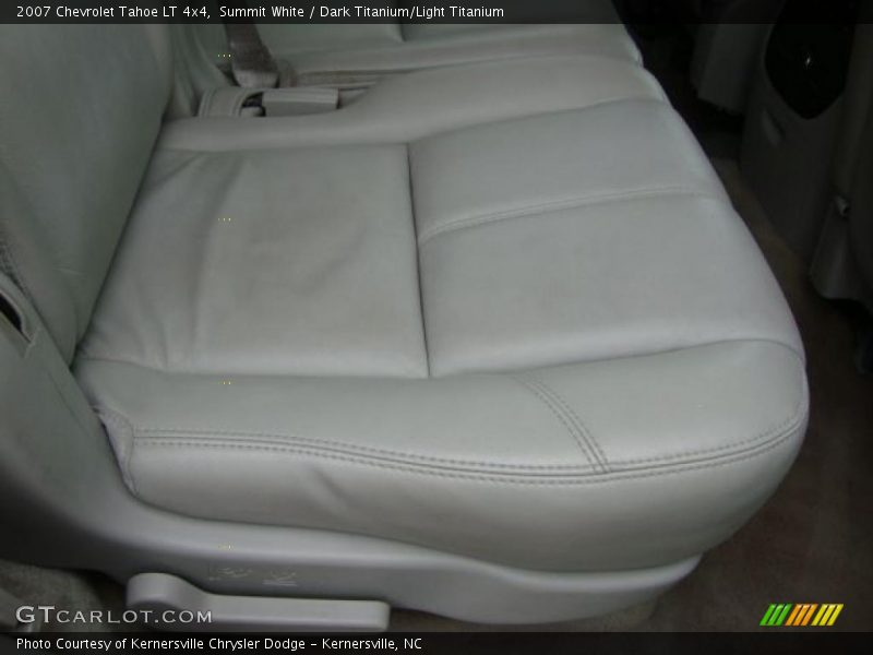 Summit White / Dark Titanium/Light Titanium 2007 Chevrolet Tahoe LT 4x4
