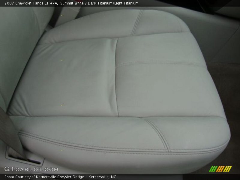 Summit White / Dark Titanium/Light Titanium 2007 Chevrolet Tahoe LT 4x4