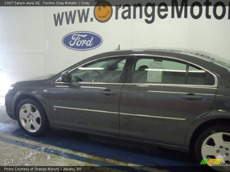 Techno Gray Metallic / Gray 2007 Saturn Aura XE