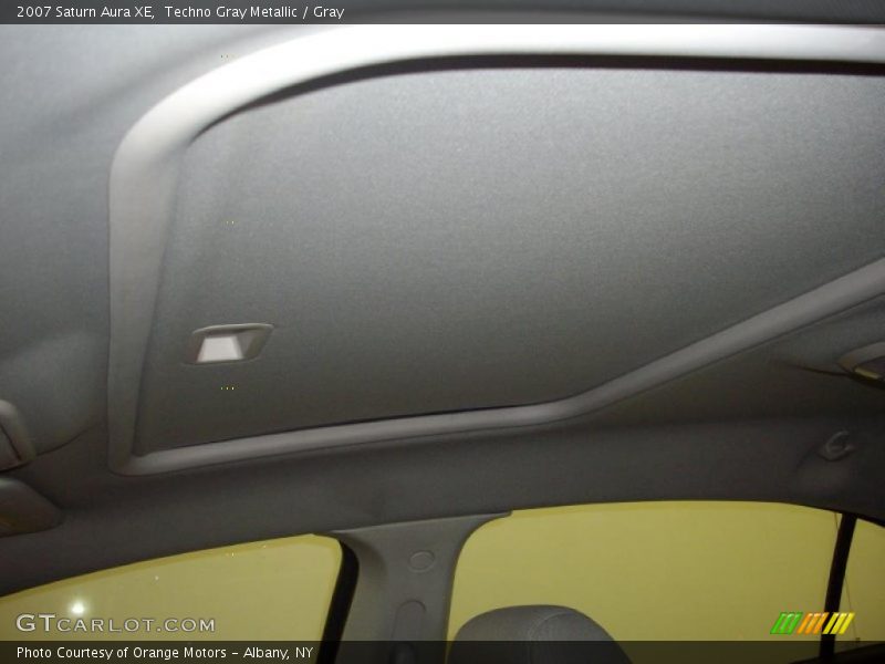 Techno Gray Metallic / Gray 2007 Saturn Aura XE