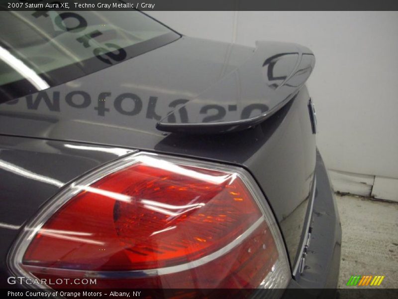 Techno Gray Metallic / Gray 2007 Saturn Aura XE