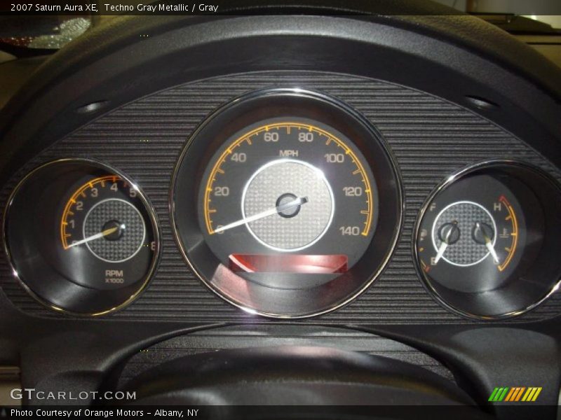 Techno Gray Metallic / Gray 2007 Saturn Aura XE