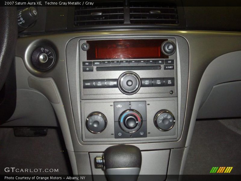 Techno Gray Metallic / Gray 2007 Saturn Aura XE