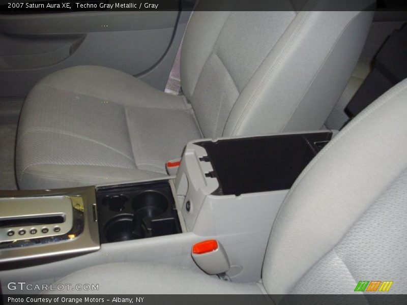 Techno Gray Metallic / Gray 2007 Saturn Aura XE
