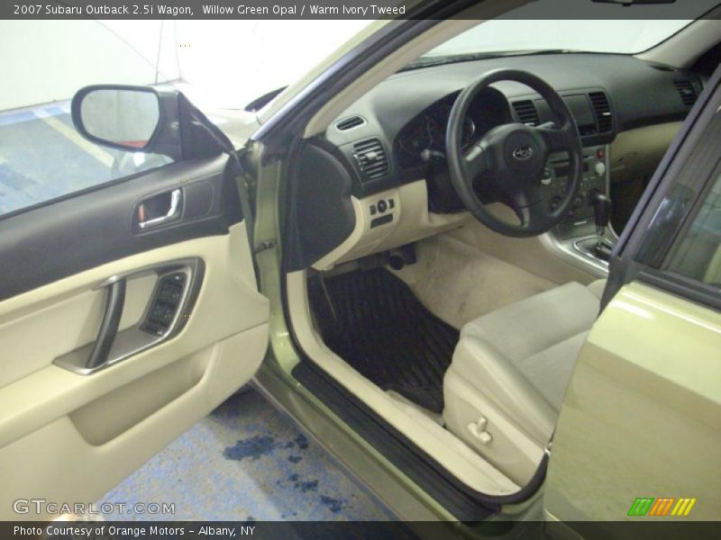 Willow Green Opal / Warm Ivory Tweed 2007 Subaru Outback 2.5i Wagon